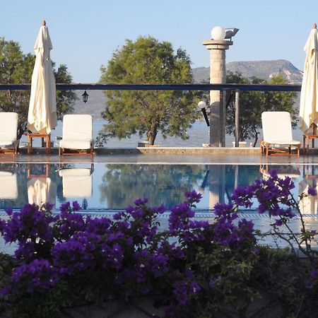 Lagada Beach Hotel Adámas Eksteriør bilde