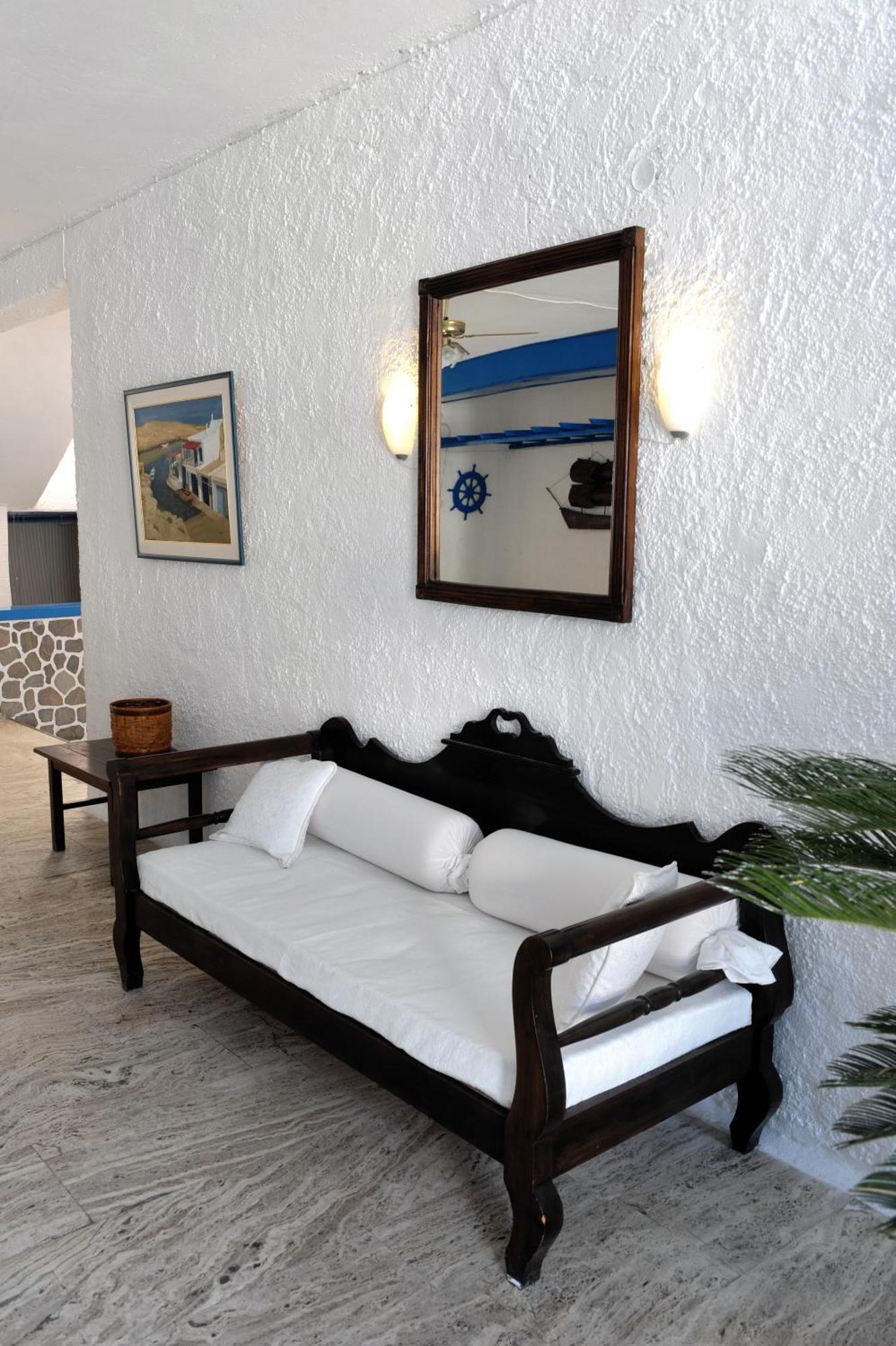 Lagada Beach Hotel Adámas Eksteriør bilde