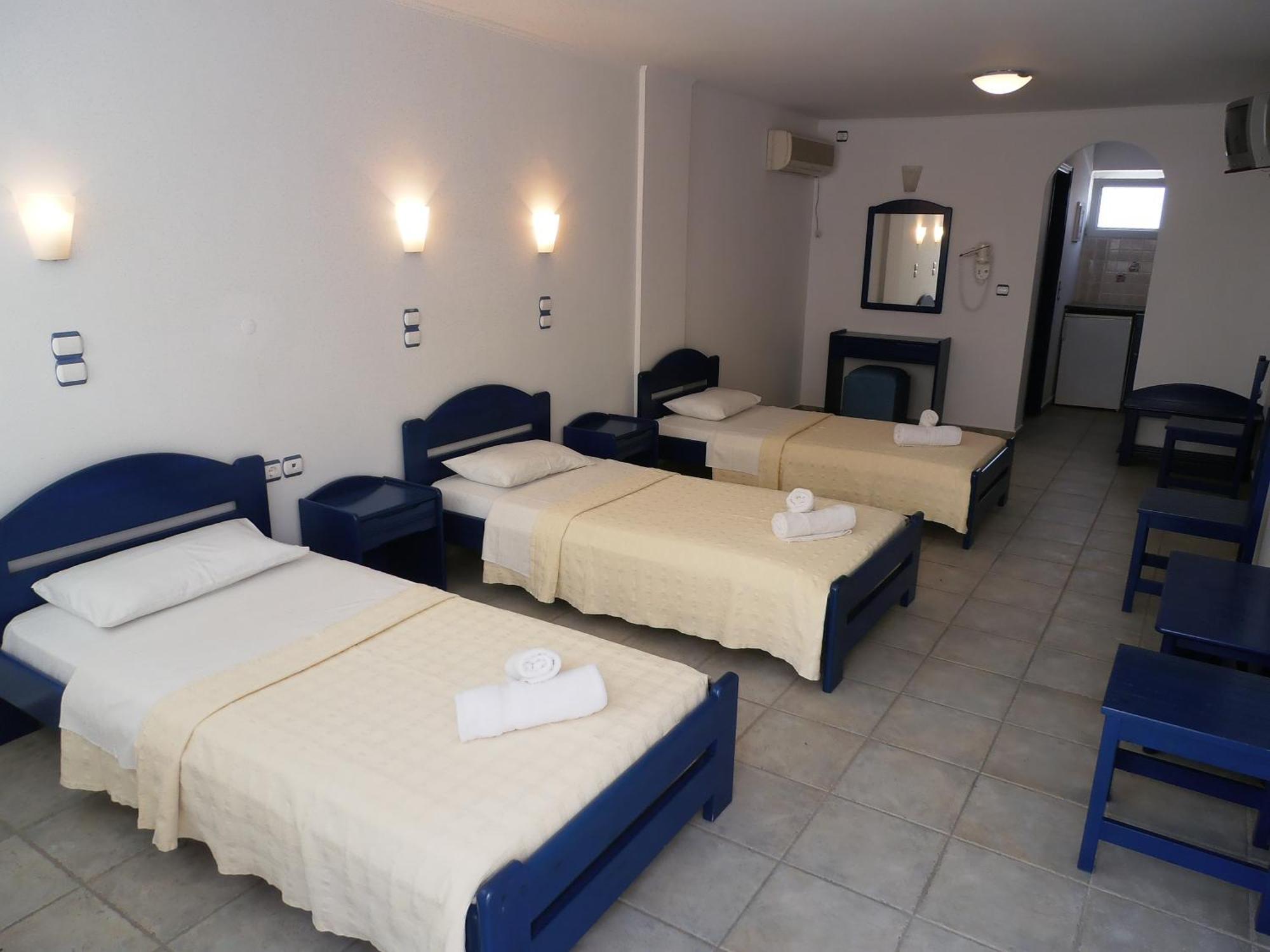 Lagada Beach Hotel Adámas Eksteriør bilde