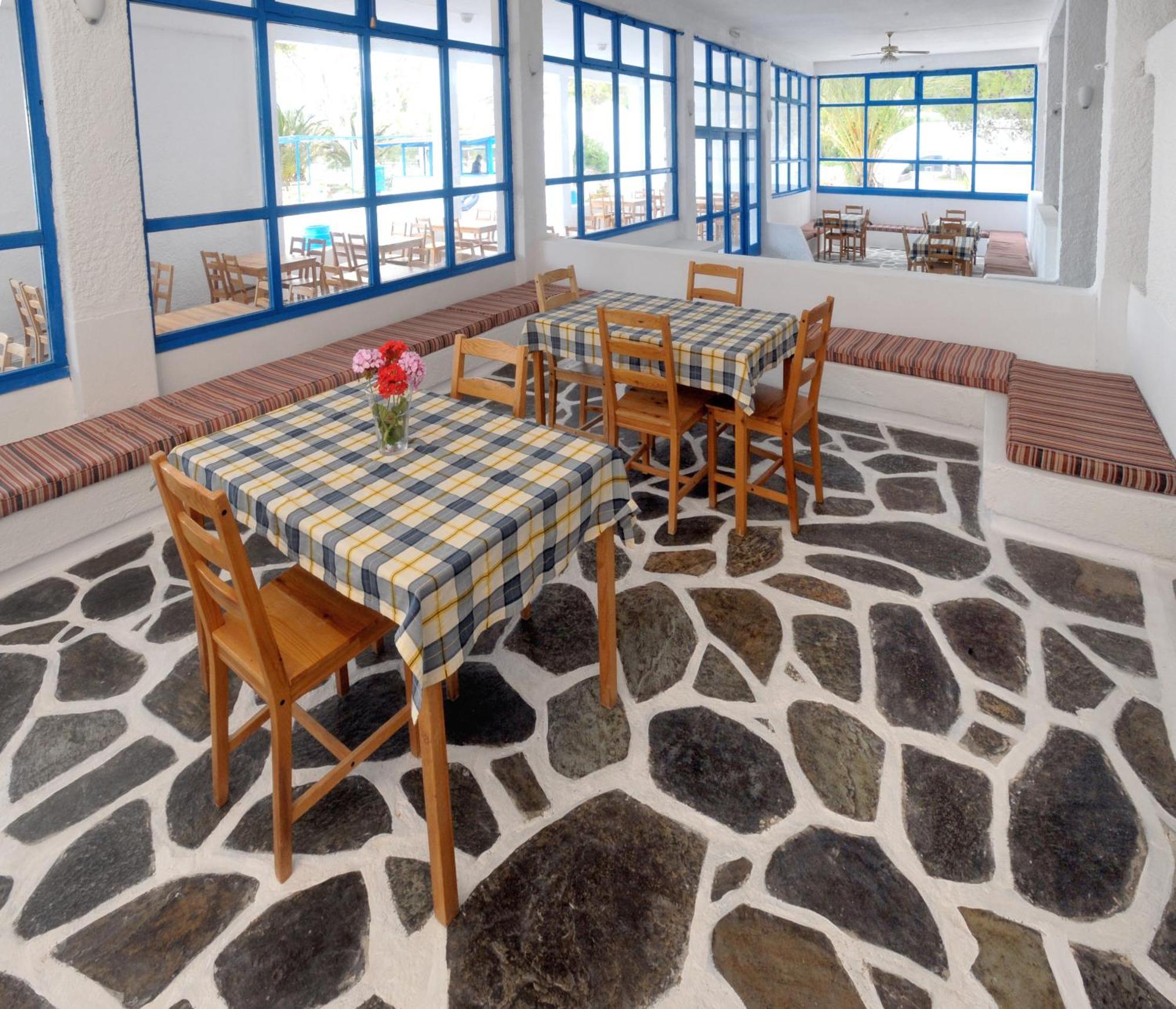 Lagada Beach Hotel Adámas Eksteriør bilde